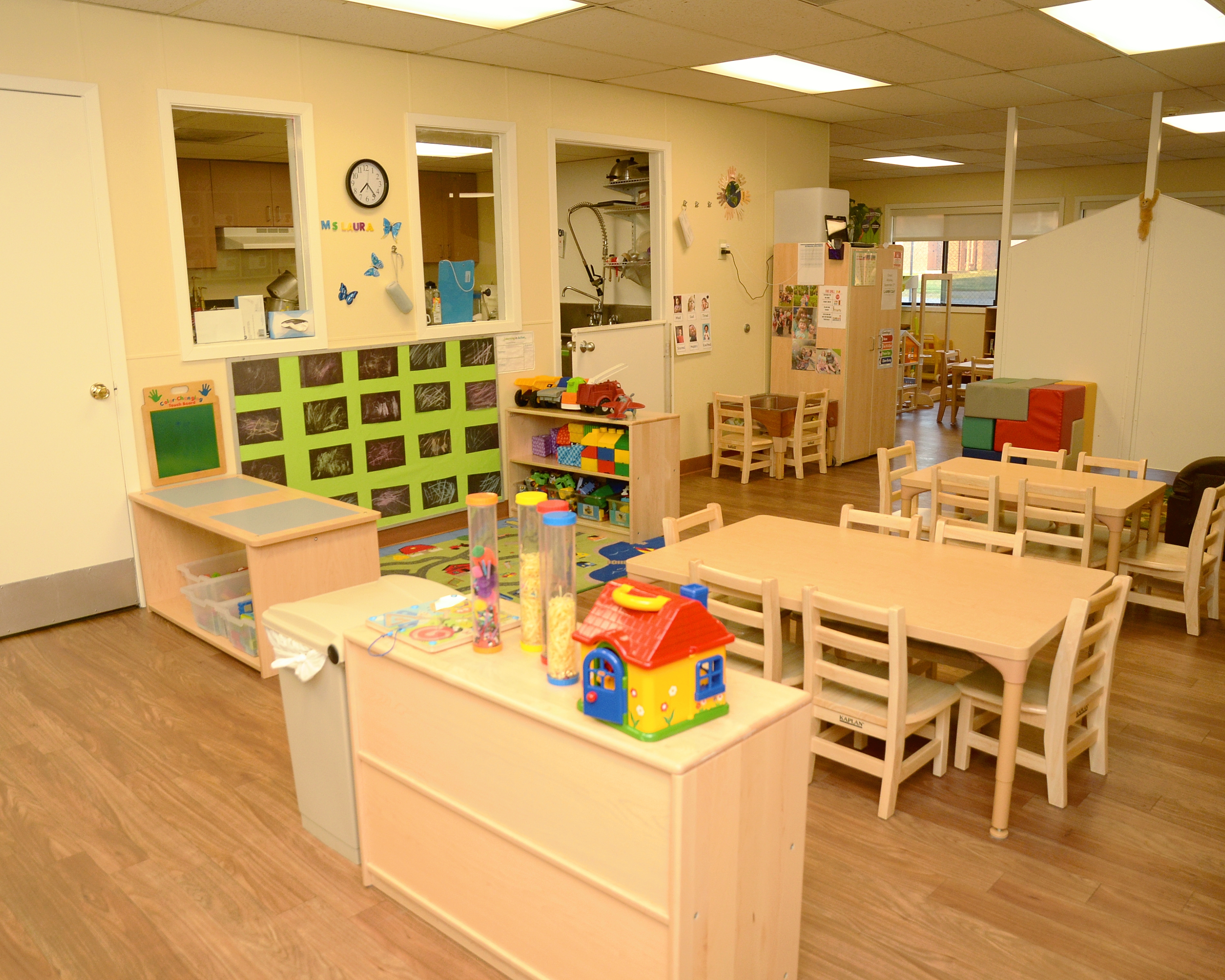 La Petite Academy of Euless in Euless, TX 1315 N Main St La Petite